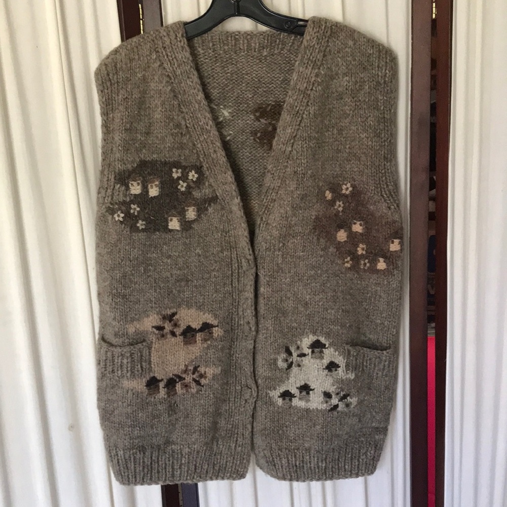 Vintage Hand knit heavy wool vest Sz Earrings earrings L/XL